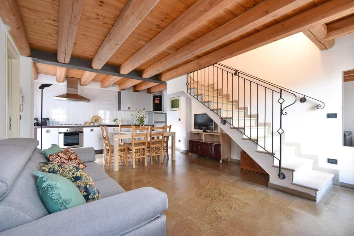 Calaone Wondeful Duplex Apartment Con Parcheggio X4 Baone Εξωτερικό φωτογραφία